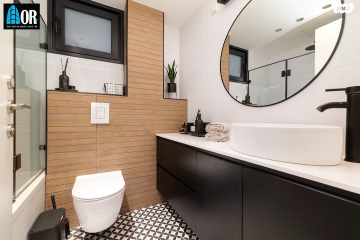 גג/ פנטהאוז, דבורה עומר, נאות שמיר, יבנה