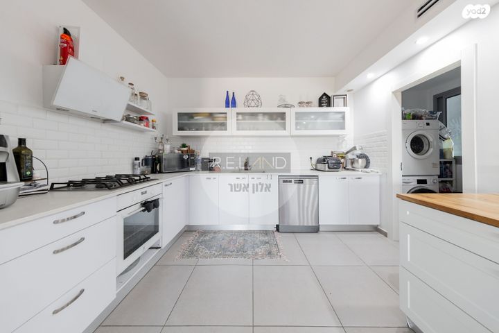 דירה, שרונה, כפר יונה