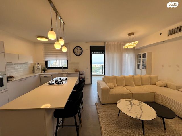 אייזיק רמבה 9