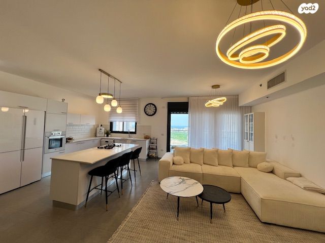 דירה, אייזיק רמבה 9, נוף הטיילת, נתניה