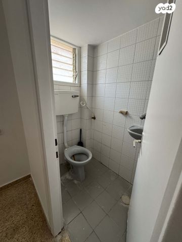 דירה, נחמן מברסלב 13, מחנה יהודה, פתח תקווה