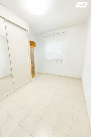 גג/ פנטהאוז, משה אבן עזרא 19, רובע ה', אשדוד