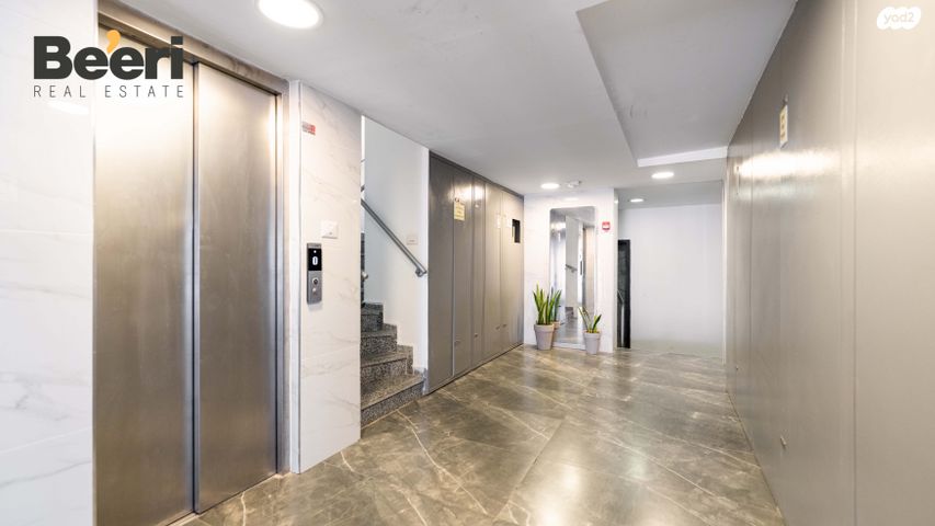 דירה, באר אורה 3, נווה רם, שיכון מזרחי, רמת גן