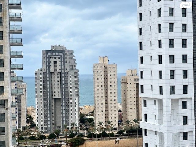 דירה, אמנון ליפקין שחק, נוף הטיילת, נתניה