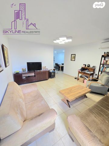 דירה, הרב שמעון גבאי, מרכז העיר דרום, נתניה