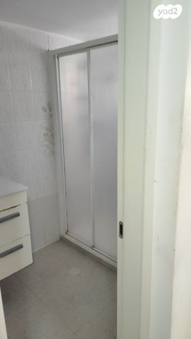 דירת גן, יהושע בן נון, גבעה א', שביט, קרית אתא