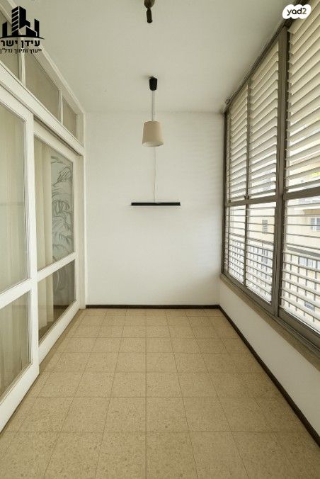 דירה, שדרות יהודית 32, מונטיפיורי, הרכבת, תל אביב יפו