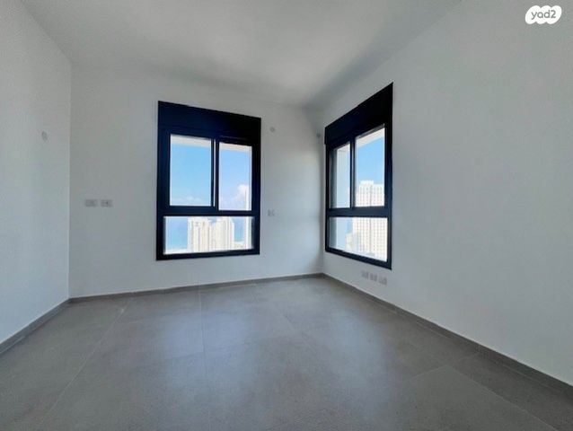 דירה, אמנון ליפקין שחק 1, נוף הטיילת, נתניה