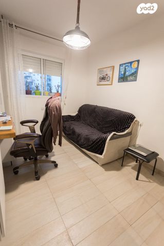 דירה, חבקוק הנביא, רובע י', אשדוד