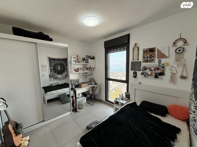 דירה, אסתר המלכה, האצטדיון, טבריה