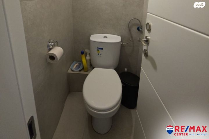 דירה, שדרות בר אילן, דרום מערב ותיק, בת ים