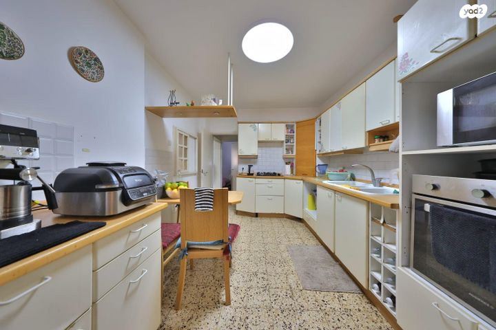 דירה, הרב יוסף לוי, מוצקין הותיקה, קרית מוצקין