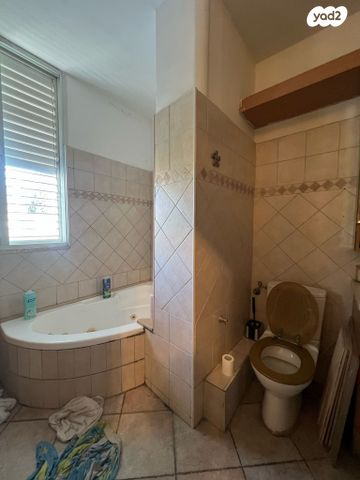 דירה, נחלת יצחק, תל אביב יפו