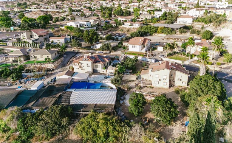 משק חקלאי/ נחלה, זכריה, זכריה