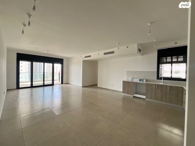 דירה, נוף הטיילת, נתניה