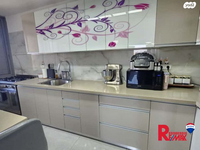 דירה, הקשת 2, קרית שלום, תל אביב יפו