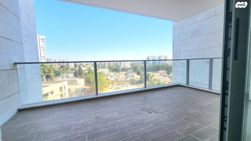 דירה, שיכון רסקו, קרית אונו