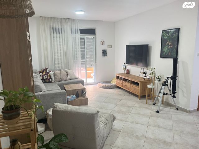 דירת גן, ליאו פיקרד 10, רמות הרכס, באר שבע