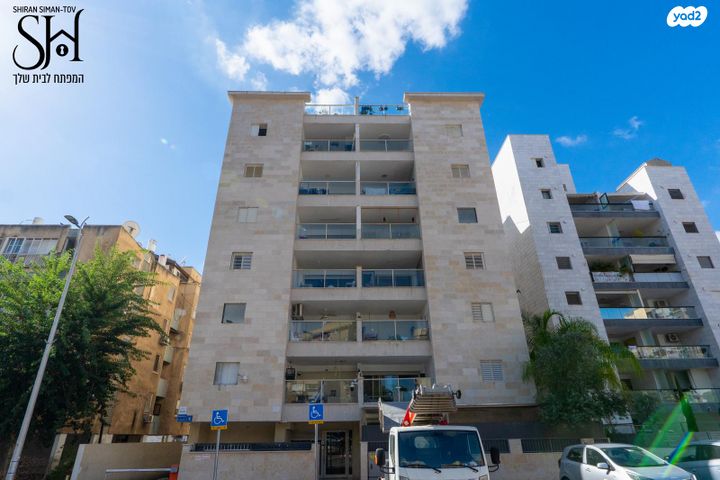 דירה, גבעת התחמושת, קרית שרת מערב, חולון