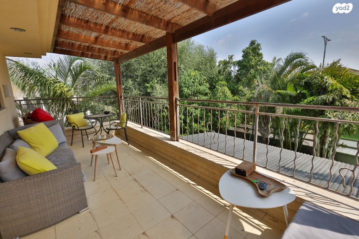 דו משפחתי, יפתח 17, הנחלים, כפר יונה