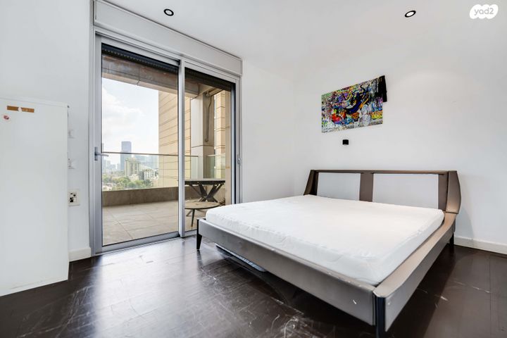 גג/ פנטהאוז, ניסים אלוני, צמרות איילון, פארק צמרת, תל אביב יפו