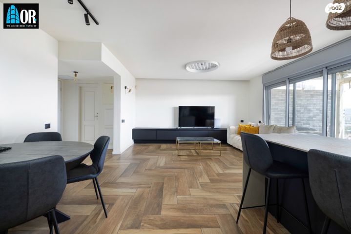 גג/ פנטהאוז, שדרות יצחק רבין, פארק המושבה, באר יעקב