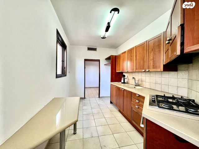 דירה, שדרות בנימין 29, מרכז העיר דרום, נתניה