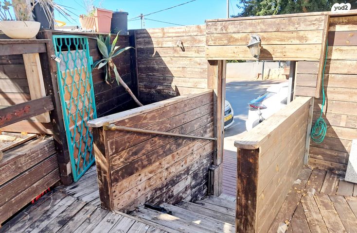 דירת גן, החלוץ, טרומפלדור, נהריה