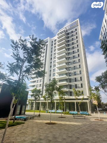 דירה, הרצליה