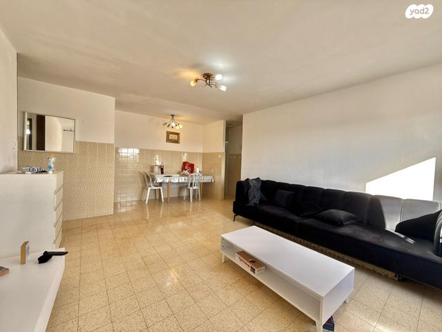 דירה, צבי בורנשטיין 657, המרכז, ירוחם