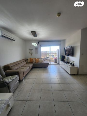 דירת גן, יפה נוף, נשר