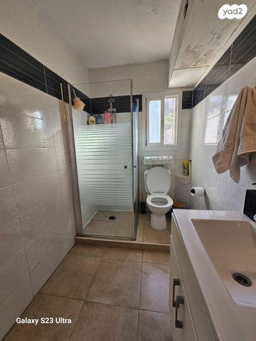 דירה, שדרת היוצרים, תל חנן, נשר