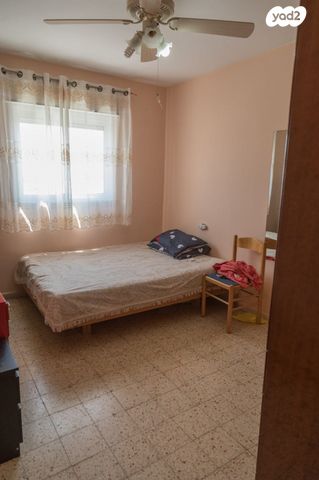 דירה, חזקיה המלך, רובע י"ג, אשדוד