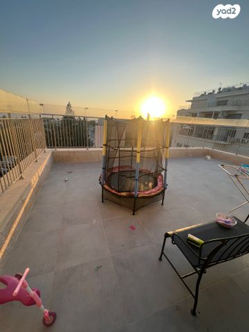 גג/ פנטהאוז, מקסיקו, קרית מנחם, ירושלים