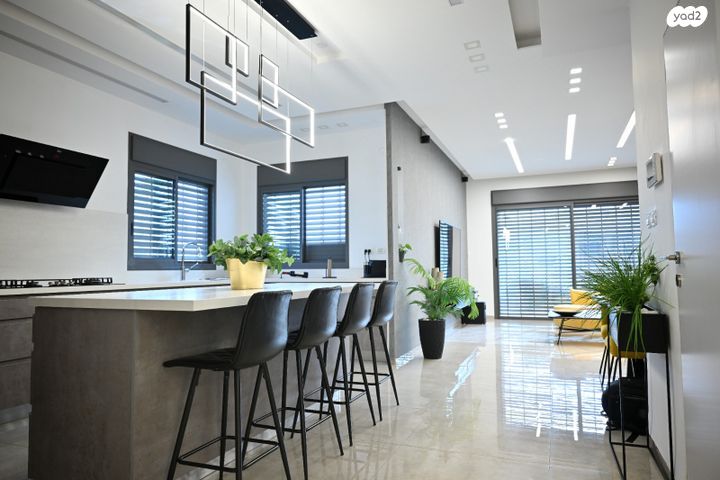 גג/ פנטהאוז, הרב קוק, מוצקין הותיקה, קרית מוצקין