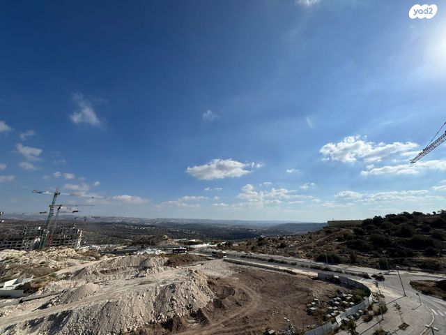 גג/ פנטהאוז, אהרונסון, נווה שמיר רמת בית שמש ה-1, בית שמש