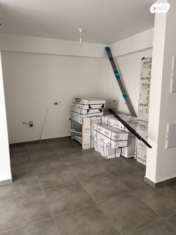 דירה, השבטים, דרום מזרח, בת ים