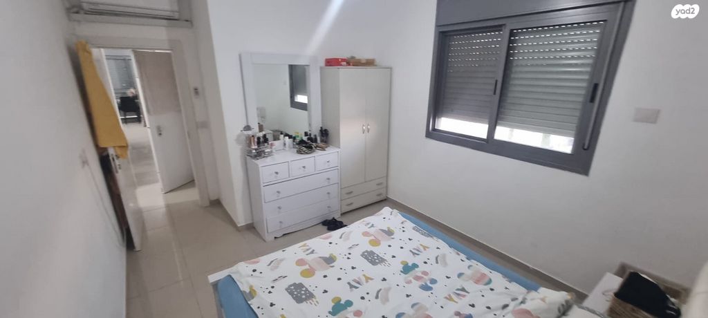 דירה, נצר חזני, נתיבות מערב, נתיבות