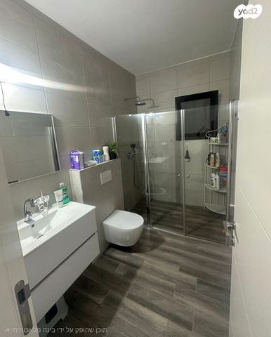 דירת גן, שאר העיר, חצור הגלילית