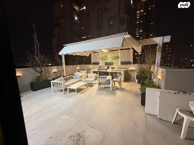 דופלקס, יוספי, שכונת בן גוריון, מרכז העיר ג', רמת גן