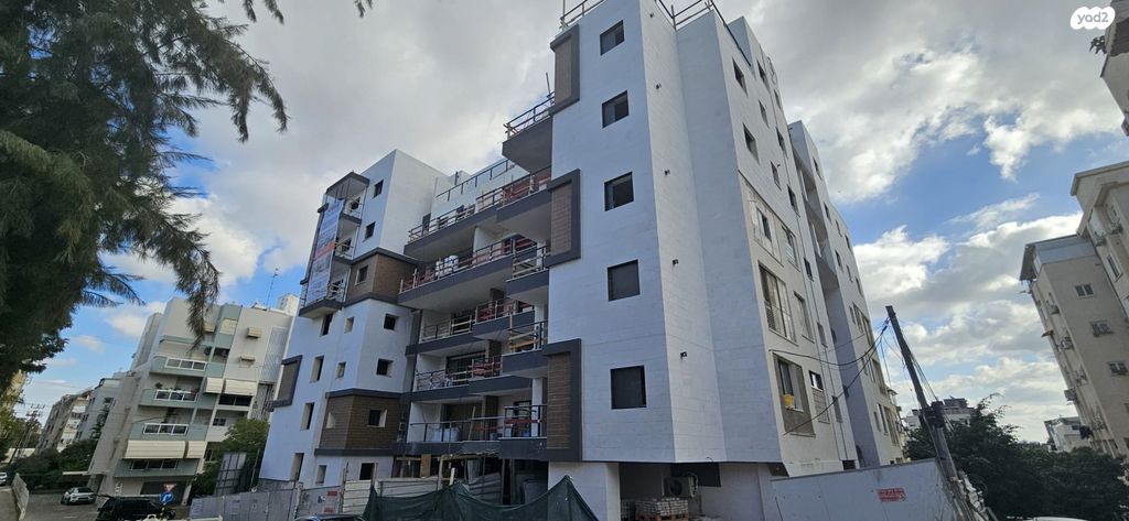 גג/ פנטהאוז, מכבי, מרכז מערבי, נס ציונה