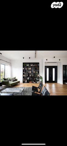 בית פרטי/ קוטג', אירוס, אירוס