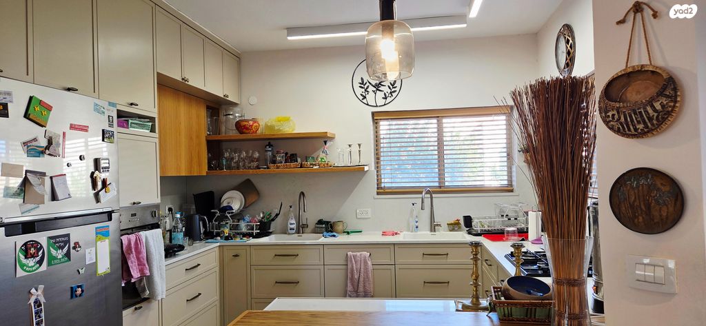 דו משפחתי, כפר תבור