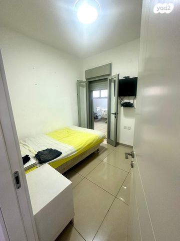 דירה, אלמוג, גלי כרמל, טירת כרמל