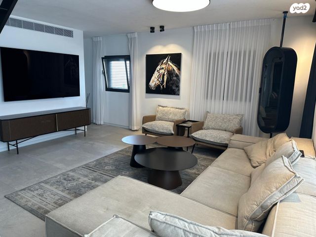 דופלקס, יוספי, שכונת בן גוריון, מרכז העיר ג', רמת גן