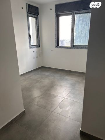 דירה, השבטים, דרום מזרח, בת ים