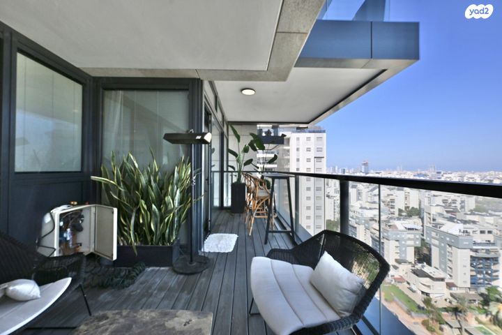 דירה, האלוף דוד מימון, קרית הלאום, ראשון לציון