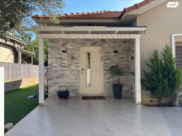 בית פרטי/ קוטג', ניצן