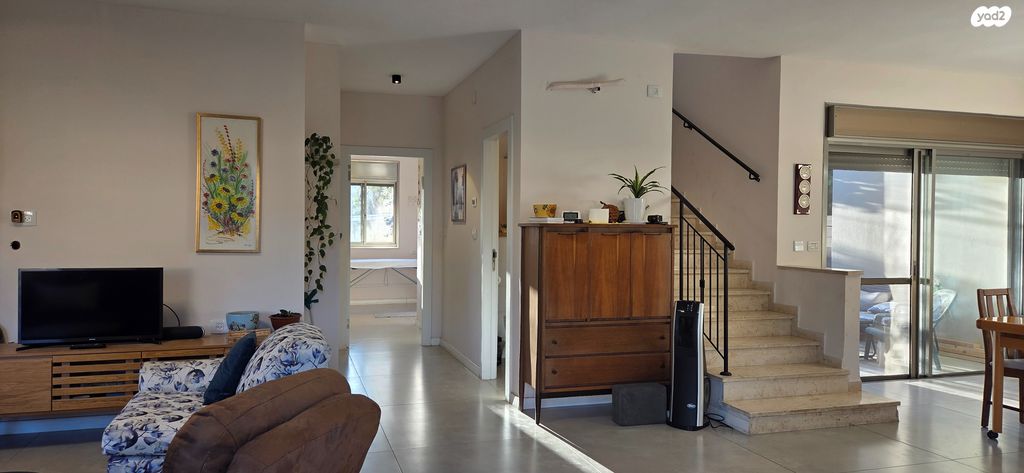 דו משפחתי, כפר תבור