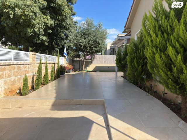 בית פרטי/ קוטג', ניצן